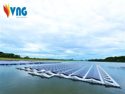 Solar power system for the lake