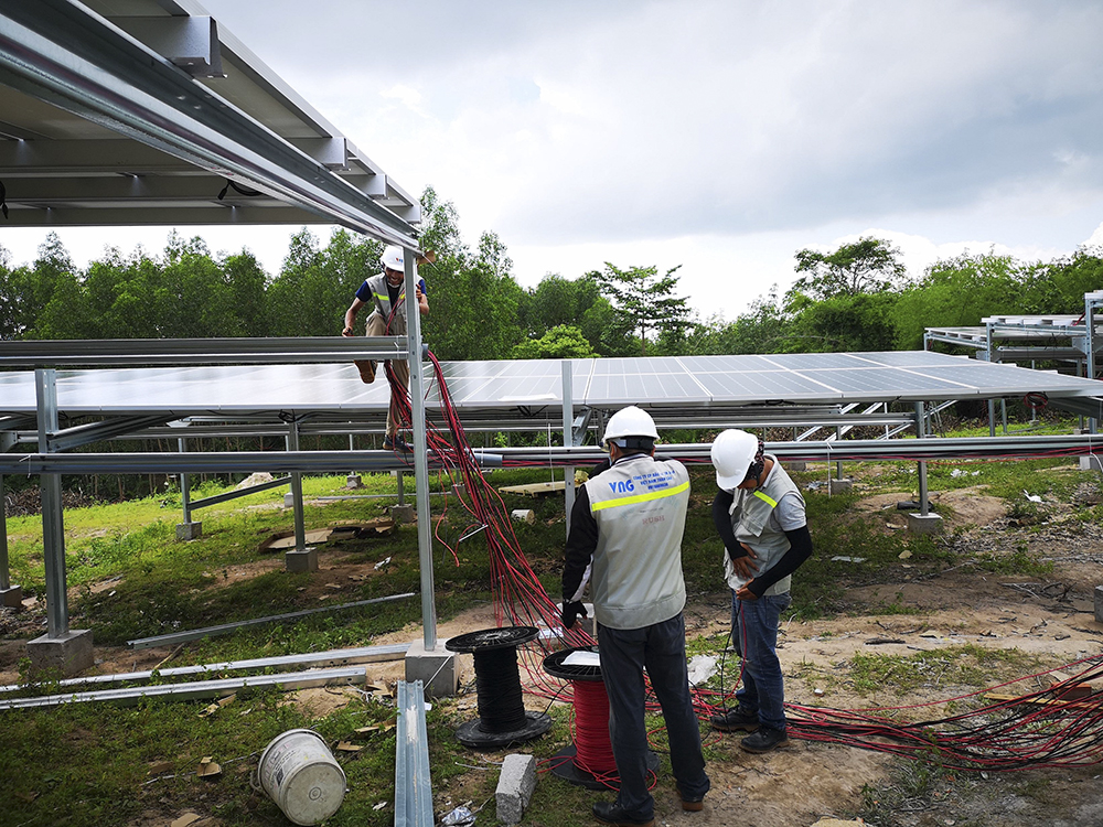 Hệ thống năng lượng mặt trời 1.6MWp tại Tân Đức, Bình Thuận 2